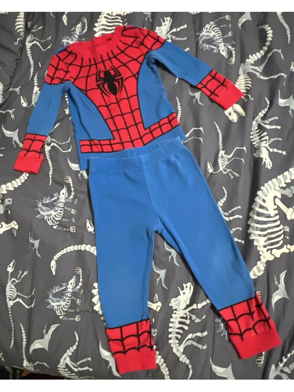 Disney Store Spiderman Tight Fit Pajama Set Boy Marvel Size 2